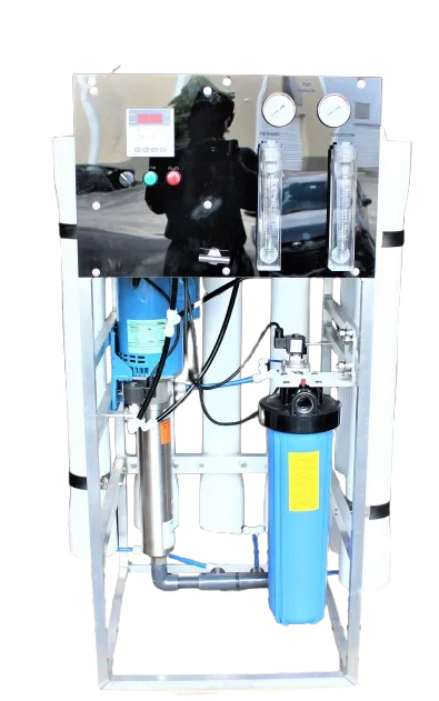 <p>Item Part: DERO-G6</p>
<p>Capacity: 12,000GPD</p>
<p>Membranes: 6</p>
<p>with stainless steel vessels or PRFV vessels</p>
<p>Pump: Multistage</p>
<p>Power Supply Options: 220V Single phase or Triphase (380V Triphase also available)</p>
<p><strong>Reverse Osmosis </strong>is a water purification technology that uses a semi-permeate membrane to separate dissolved and suspended components such as salts, large ions or molecules, and bacteria, from the water. Reverse Osmosis is used both in industrial processes and for the production of drinking water</p>