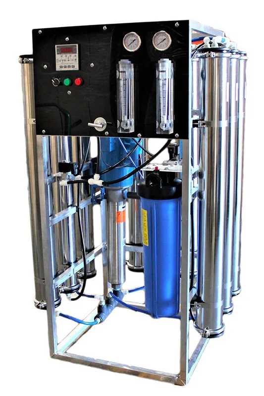<p>Item Part: DERO-G3</p>
<p>Capacity: 6000GPD</p>
<p>Membranes: 3</p>
<p>with stainless steel vessels or PRFV vessels</p>
<p>Pump: Multistage</p>
<p>Power Supply Options: 220V / 60 Hz Single phase</p>
<p><strong>Reverse Osmosis </strong>is a water purification technology that uses a semi-permeate membrane to separate dissolved and suspended components such as salts, large ions or molecules, and bacteria, from the water. Reverse Osmosis is used both in industrial processes and for the production of drinking water</p>